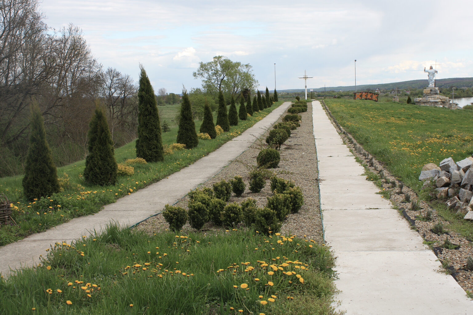 Релігійно-історичний центр "Гора над Дністром"
